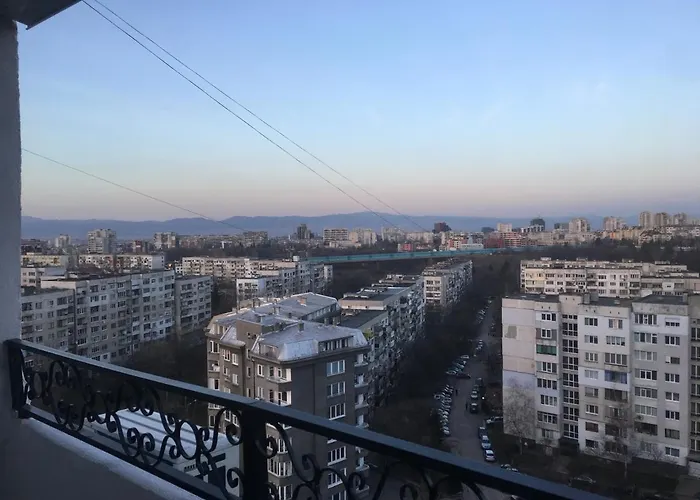 アパート Panorama Darvenitsa ソフィア